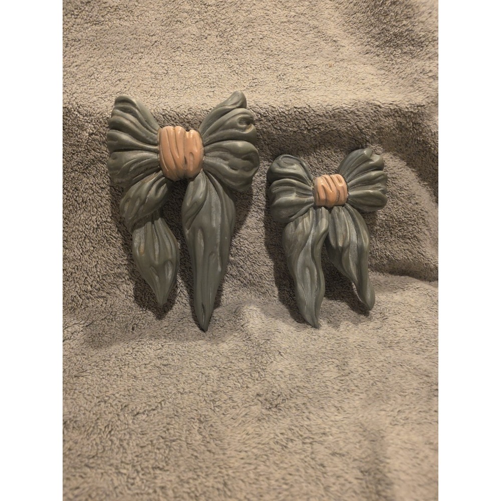 Vintage lot of 2 Homco Home Interior Blue Pink Bows Wall Hanging Decor